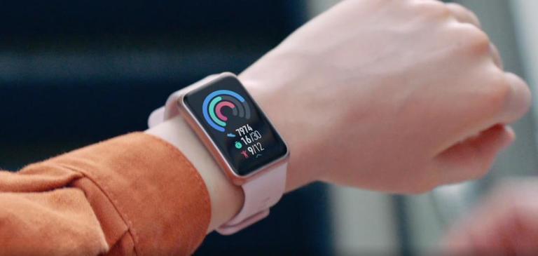 Relojes inteligentes que miden el oxígeno se convierten en nuevos asistentes digitales