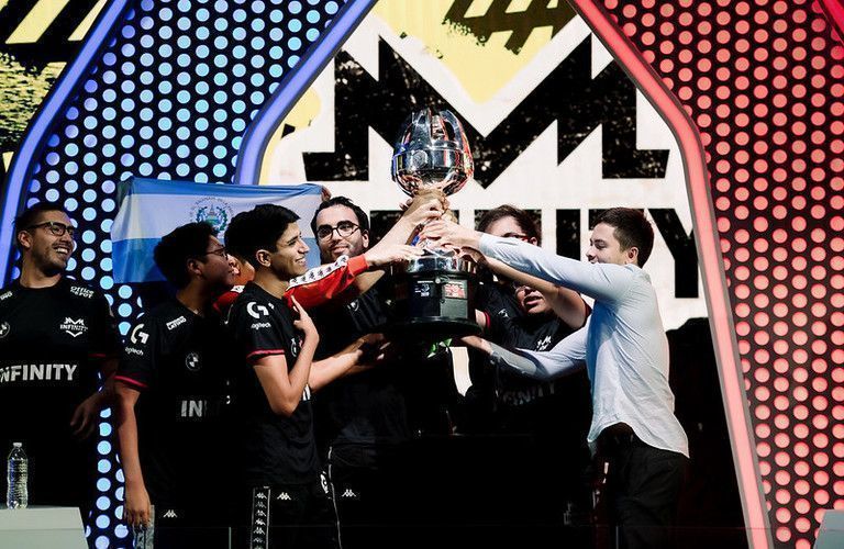 Infinity pone a Costa Rica en la elite mundial de los deportes electronicos al consagrarse campeón de la liga latinoamericana de League Of Legends