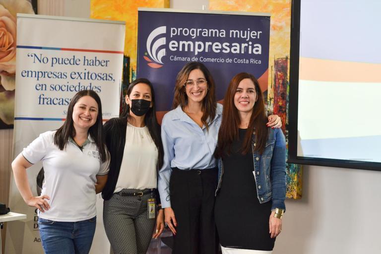 30 mujeres emprendedoras se capacitan para reforzar modelo de economía circular