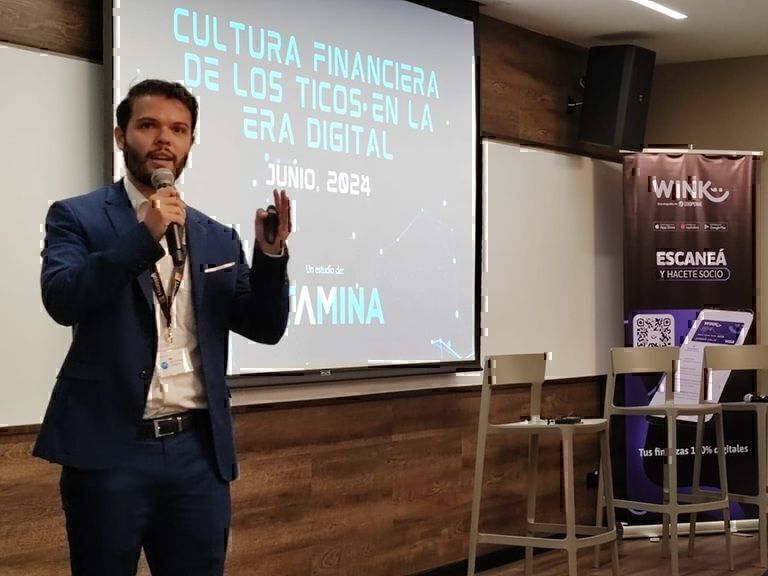 Solo 20% de los ticos han utilizado herramientas financieras desarrolladas por Fintech, señala estudio