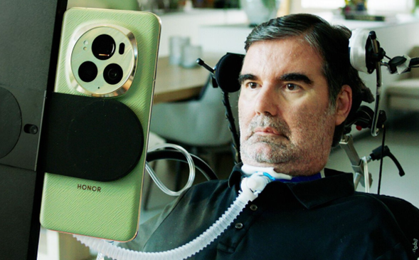 #HONORtheChallenger: potenciando el futuro con IA multimodal para apoyar a personas con movilidad reducida