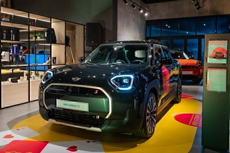 Innovación y estilo convergen en los nuevos MINI Electric y Aceman