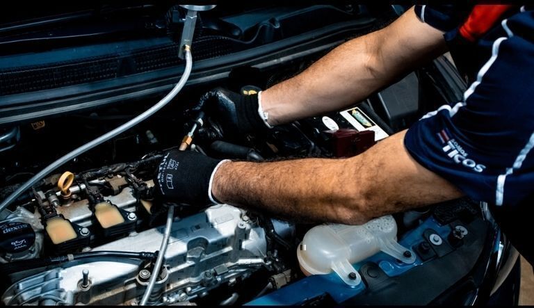 ¿Viajó largas distancias estas vacaciones? Descubra qué partes de su vehículo podrían necesitar atención