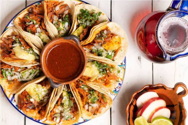 ¡Locos por los tacos! Los ticos pidieron más de 300 mil en 2024 a través de DiDi Food