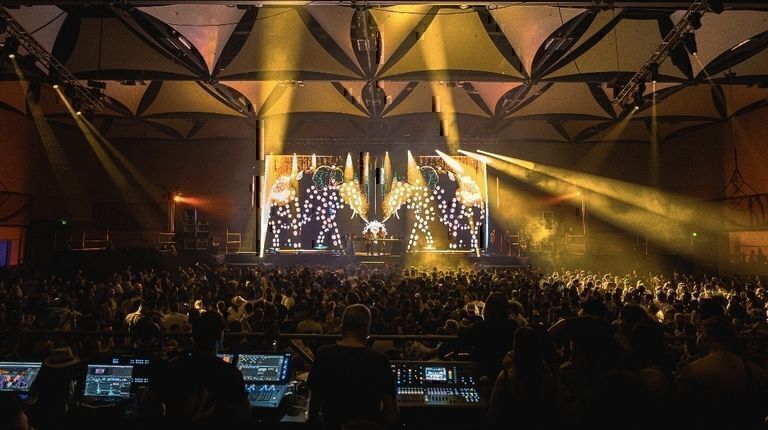 DOCTOR RAVER: SALUD, CONSCIENCIA Y CUIDADO EN EL CORAZÓN DE LA FIESTA