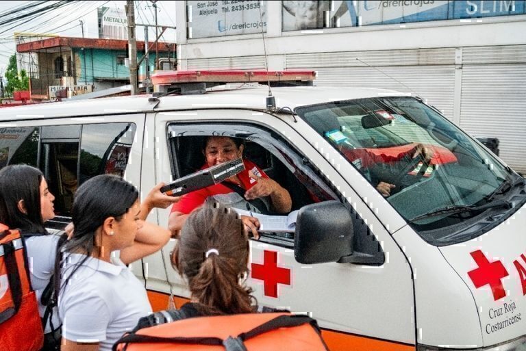 DiDi Food y Ready Pizza sorprendieron en la Presa entregando 500 pizzas