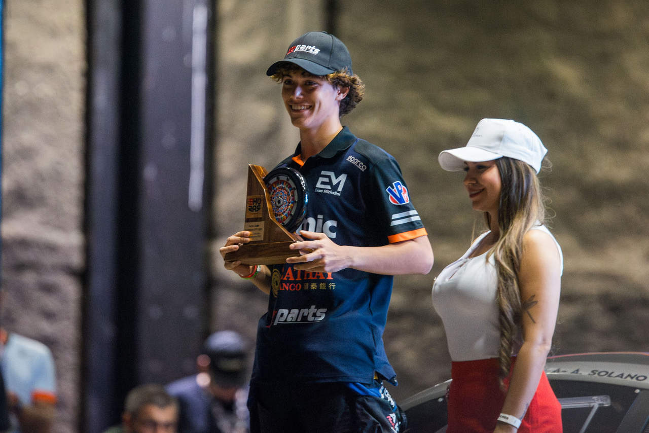 Evan Michelini consolida su proyección internacional tras competir en Europa y brillar en casa