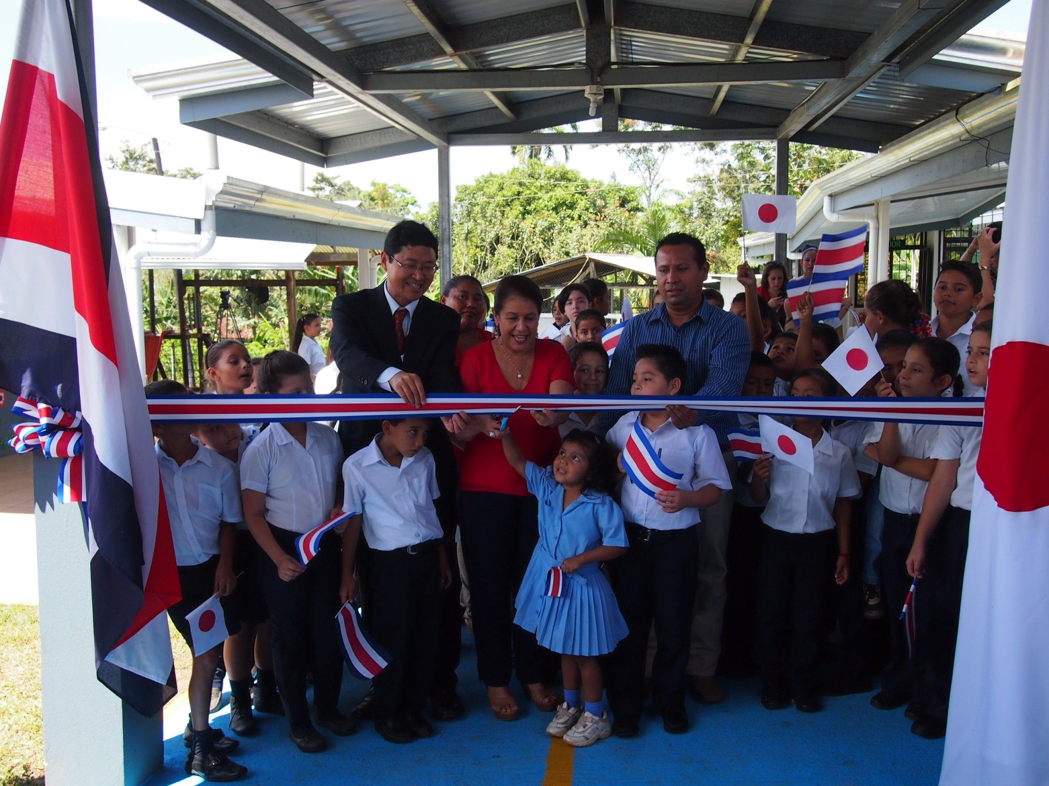 Donación japonesa para mejorar las condiciones educativas en San Diego de Pocosol
