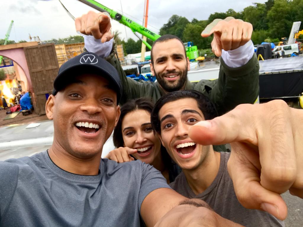 Will Smith comparte la primera foto del reparto de Aladdin