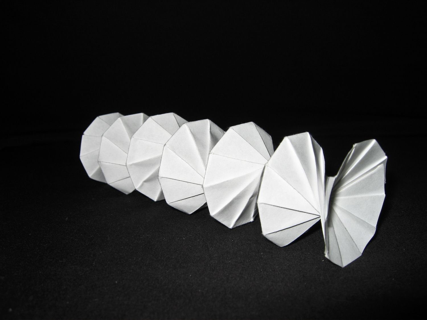 Origami: Tecnología revolucionaria a bordo del papel