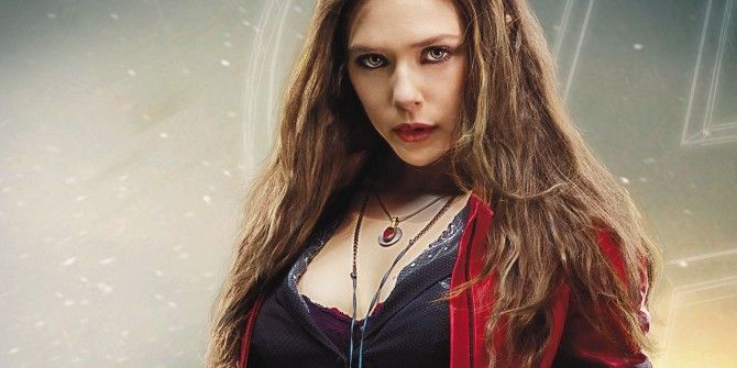 Elizabeth Olsen habla de su traje como Scarlet Witch