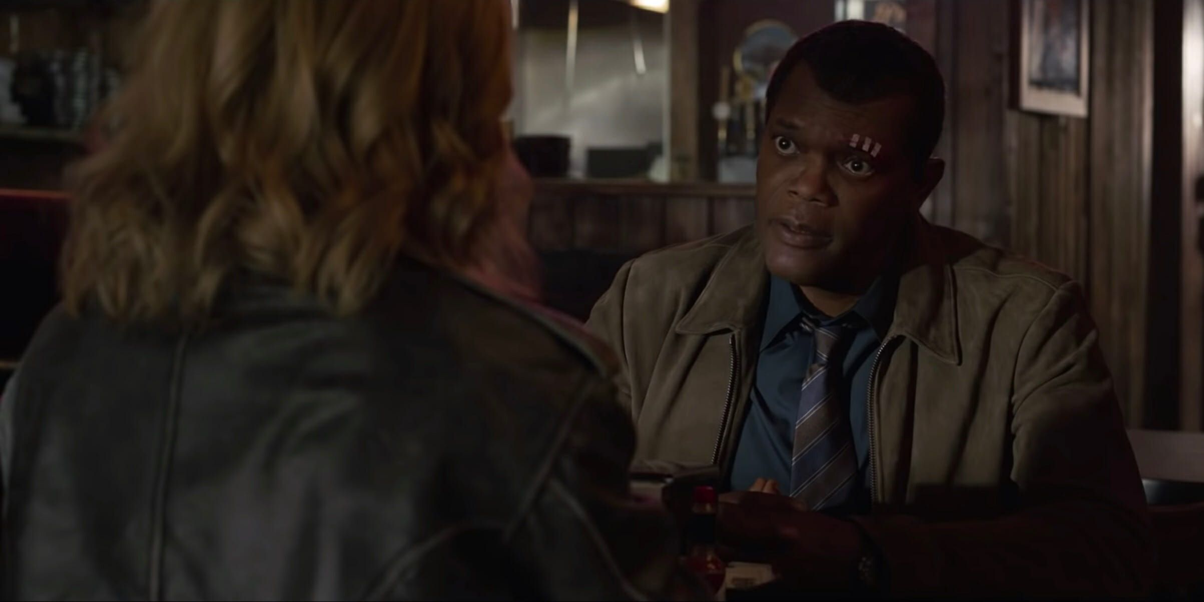 Nick Fury casi pierde su ojo de una manera distinta en Capitana Marvel