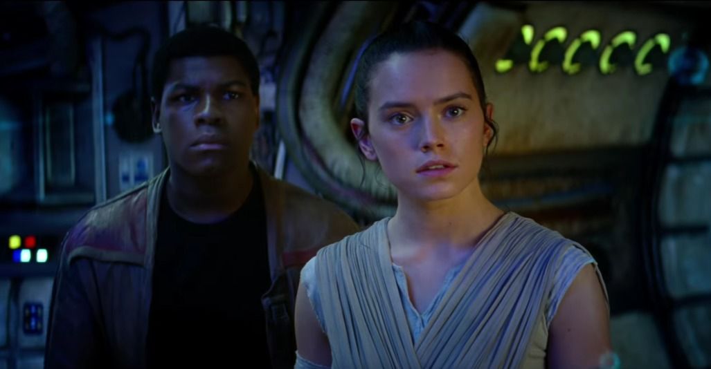 John Boyega dice que Rey y Finn sólo son amigos en Star Wars
