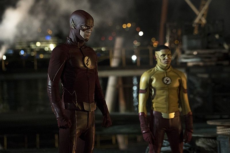 2 minutos: vídeo recopilatorio de la segunda temporada de The Flash