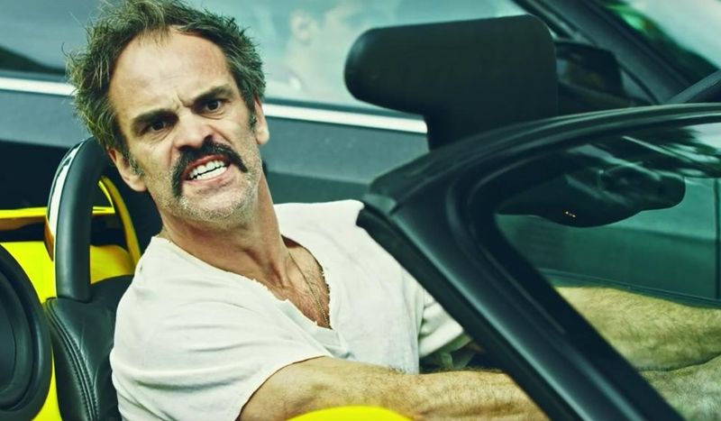 ¿Se imaginan cómo sería GTA V en la vida real? El actor de Trevor nos lo presenta