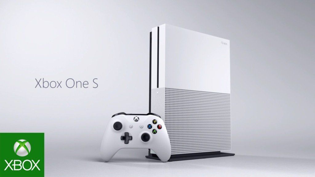 El jefe de Xbox asegura que no atacan a Sony con sus comentarios respecto a Xbox One S